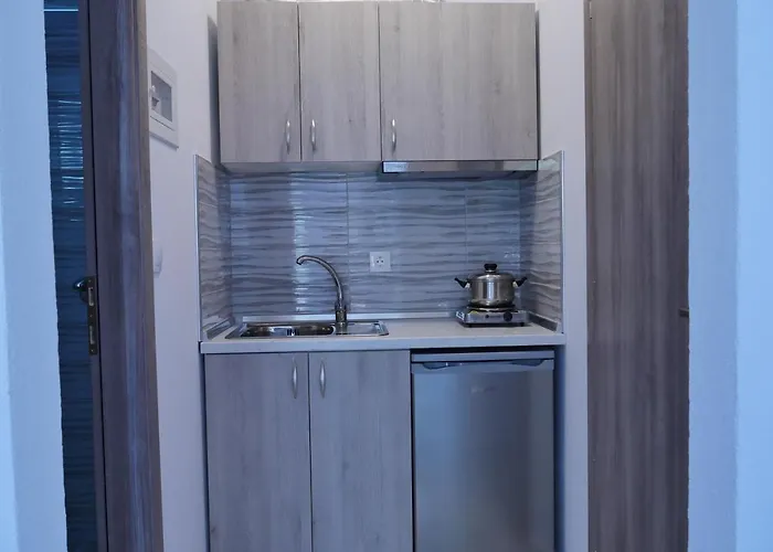 Apart-hotel Koukounari